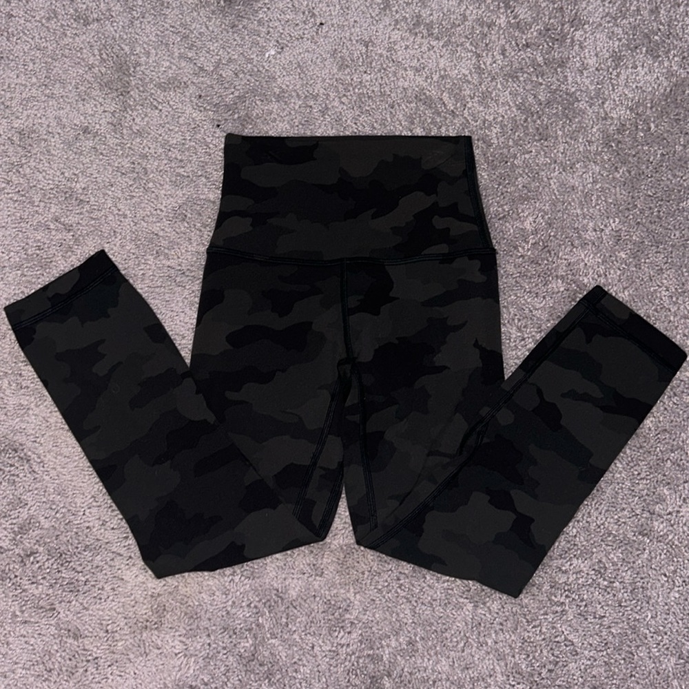 lululemon army green camo 21 inch size 0